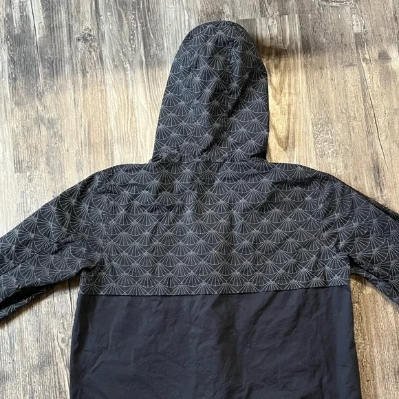 Nomad Navy and White Lightweight windbreaker Zip-up Spring Jacket Size XL - Picture 10 of 13